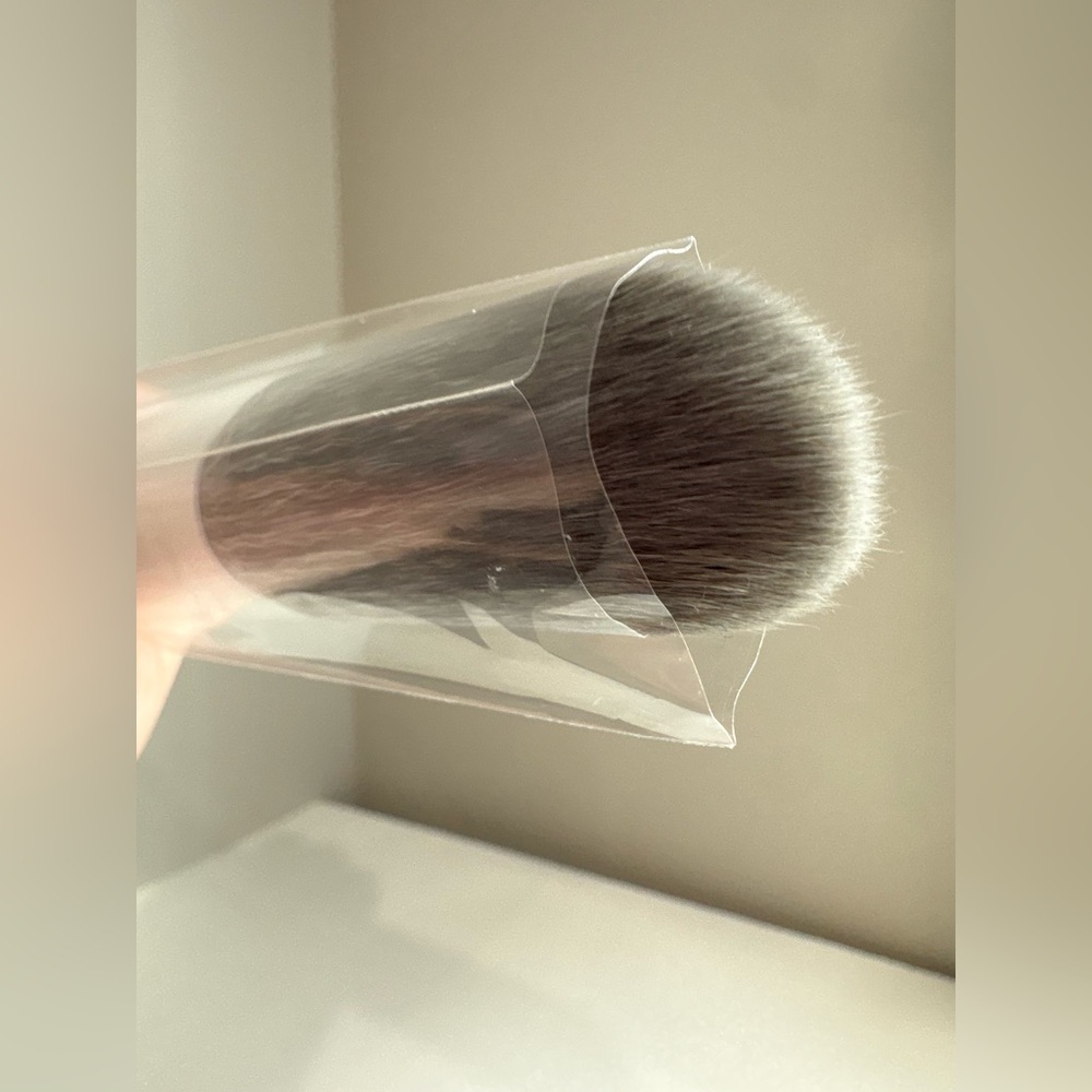 5/$60 Morphe M165 Professional Medium Rounded Powder Brush NEW - Picture 6 of 9